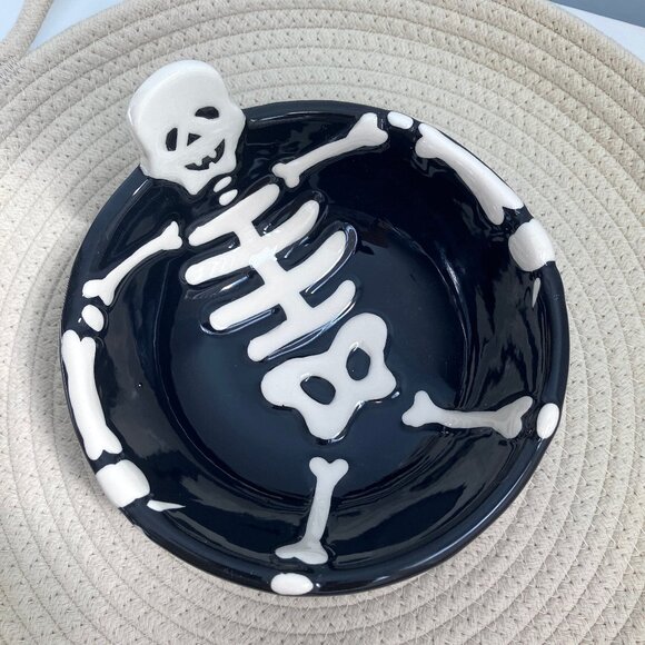 Skeleton Ceramic Candy Dish Bowl Tray Halloween Decoration - Picture 2 of 9
